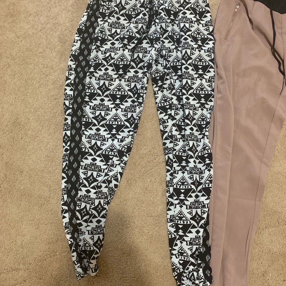 2 Rue 21 pants size small - Picture 3 of 5